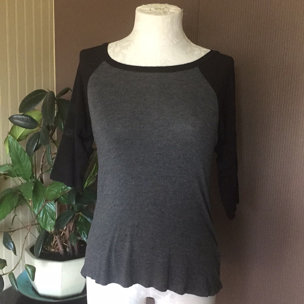 Occasion 3/4 sleeve high low top size medium